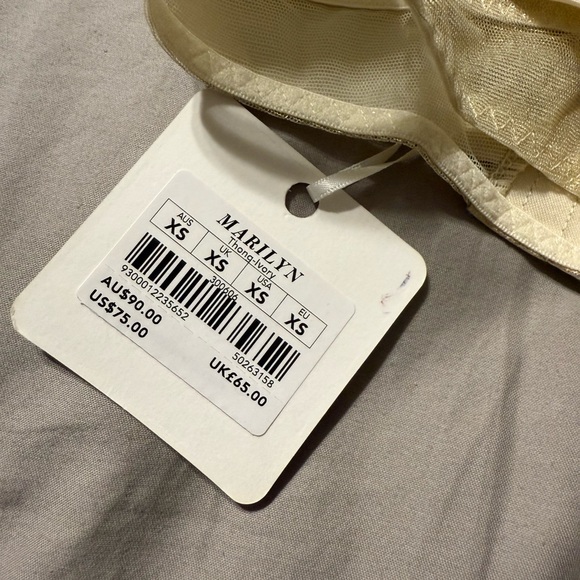 Honey Birdette Marilyn Ivory Thong - Picture 4 of 8